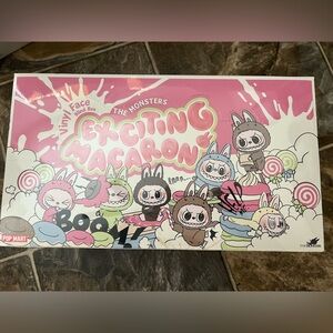 Pop Mart Exciting Macaron Set (sealed)